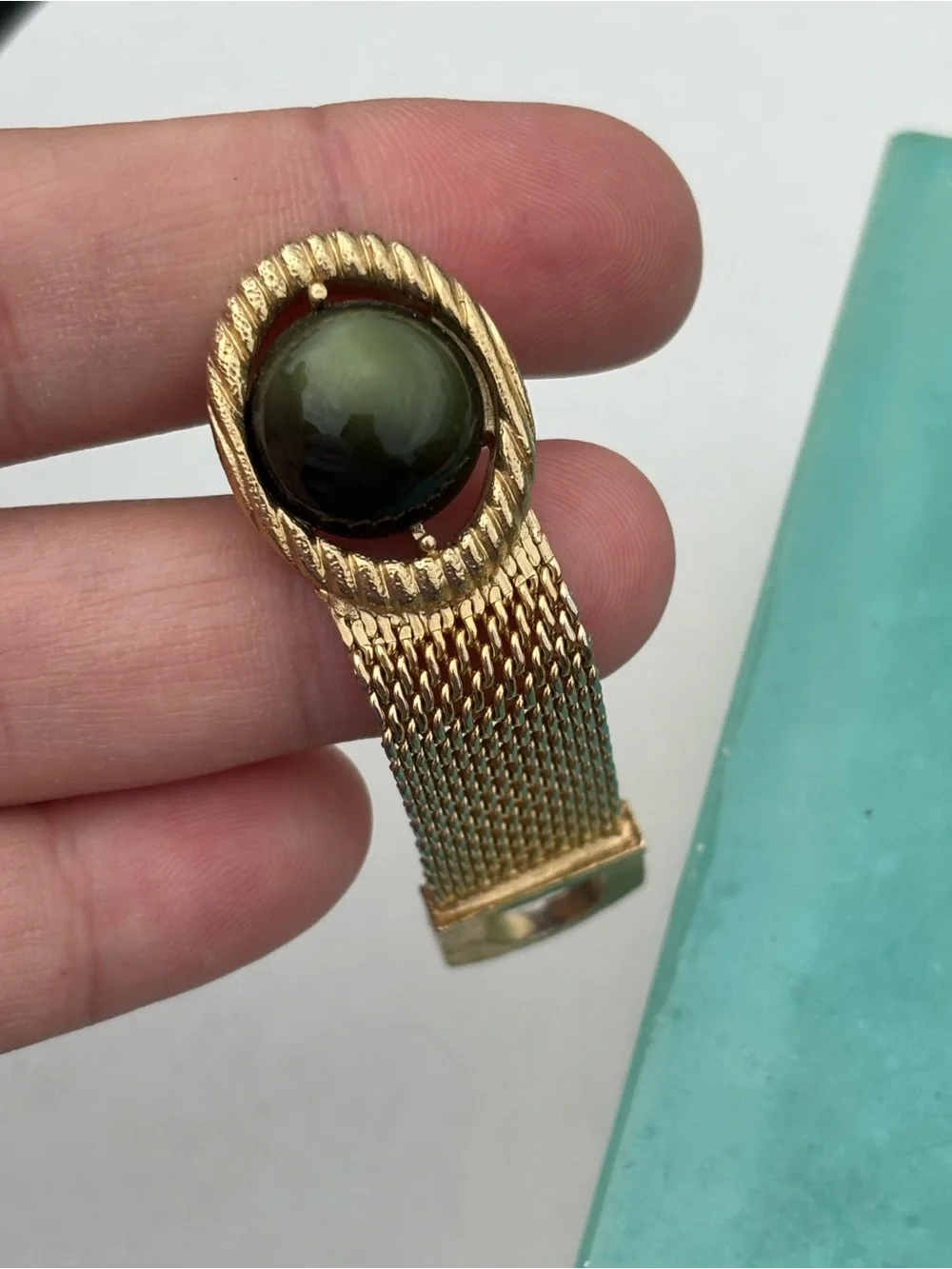 Vintage SWANK Gold Tone Mesh Wrap Cufflinks Green Cabochon Mid Century Mad Men